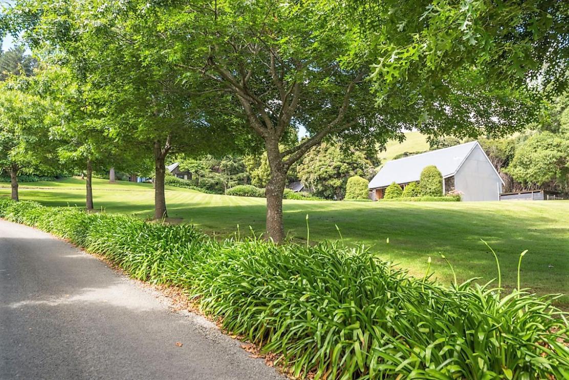 Villa Tranquil Family Retreat Akaroa Exterior foto